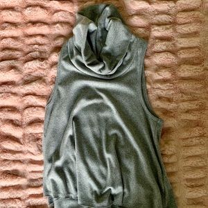 Turtle neck tank
